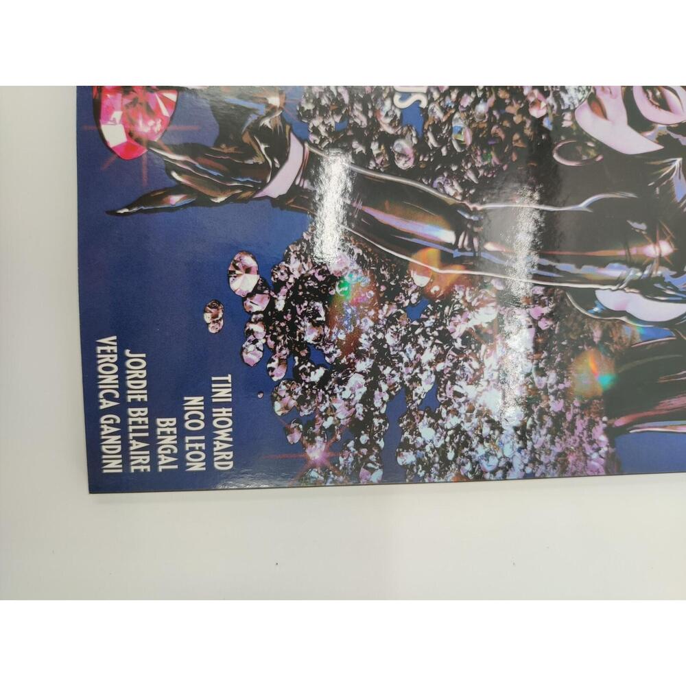 CATWOMAN TPB VOLUME 1 DANGEROUS LIASONS - Picture 5 of 6